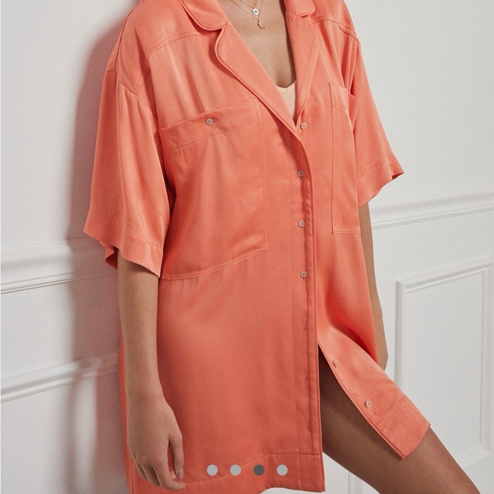 ANTHRO Adrian sleep tunic